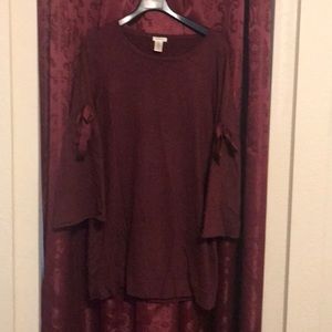 EUC - Maxstudio burgundy knit bell sleeve dress